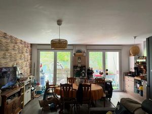 Charmant 3 pièces avec balcon et garage à Darnétal