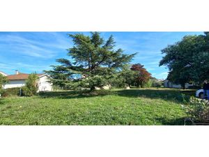 Terrain plat à batir viabilisé de 610m2