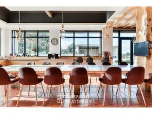 Corps de ferme rénové près de Lautrec