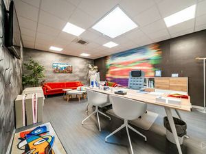 Bien professionnel à louer à Awans € 2.700 (LHLR4) - We Invest Liège | Zimmo