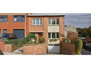 Maison 4 façades - Bon état général