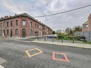 MAISON 2 CHAMBRES - ENTIEREMENT RENOVEE