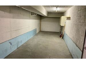 Location stationnement  18.28 m² T- à Versailles  155 €