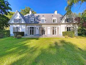 SAINTE ALIX  VILLA 6 CH ± 425M² + JARDIN + GRD GARAGE