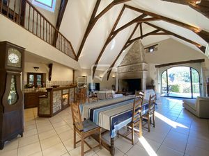 Vente maison 12 pièces