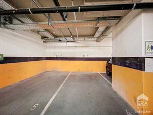 LOUISE - EMPLACEMENT DE PARKING A LOUER