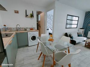 Location T2 rénové à l'année centre ville