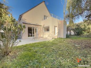 Maison 7 pièces 153 m²