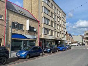 Immeuble commercial / de bureaux dans le centre de Ronse