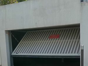 Box/garage fermé au sein d'une résidence sécurisée