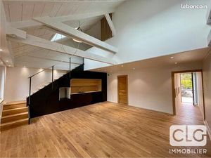 Loft 3 pièces 69 m²