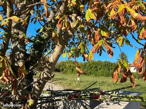 LES HAIES - TERRAIN CONSTRUCTIBLE de 351m² - SECTEUR CALME – VUE DEGAGEE