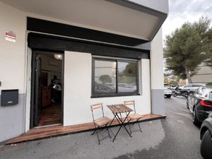 LOCAL COMMERCIAL - 13012 MARSEILLE