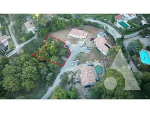 Terrain viabilisé à Draguignan col de l'ange de 916m² LOT 11  pour une maison de 137 4m²