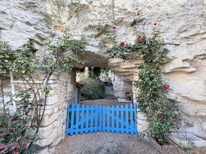 Vente résidence tourisme campagne Le puy notre dame  442m² 12 pièces 446 000€ avec terrass