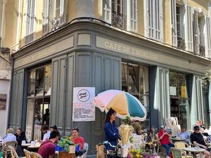 Fond de commerce + appartement