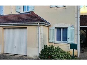 Location maison  97.22 m² T-4 à Champs-sur-Marne  1 556 €