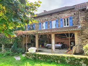 Vente maison 9 pièces 240 m² Linards (87130)