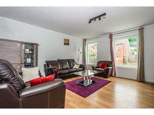 Bel appartement duplex 3 chambres bien situé!