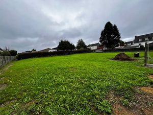 Vente terrain 1785 m² à Le faouet (56320)  69 006 €