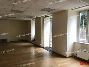 Local commercial à vendre