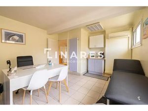 LE BROSSOLETTE 25 - Local professionnel 60 m² + Parkings - 13400 Aubagne