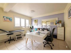 LE BROSSOLETTE 25 - Local professionnel + Parkings 60 m² - 13400 Aubagne