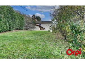 Maison Bourgoin-Jallieu 87 m² T-4 à vendre  255 000 €