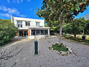 Maison traditionnelle de 202 m² à Carry-Le-Rouet