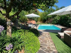 Maison de 6 pièces de 178 m² située à La Croix-Valmer