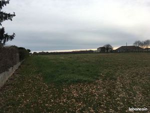 Terrain 660 m² Haux