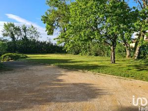 Vente terrain 306 m² à Meximieux (01800)  104 900 €