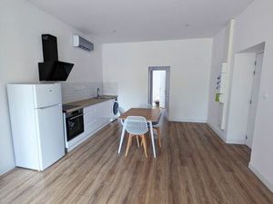 T2 meublé et rénové avec petit jardin