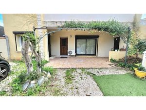 Vente locaux professionnels 4 pièces 87 m² à Marseille 13ème (13013)  299 000 €