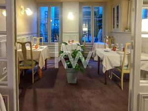 Vente locaux professionnels 200 m² à Orleans (45000)  385 000 €