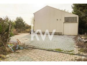 Vente locaux professionnels 160 m² à Saint-Martin-d'Abbat (45110)  139 000 €