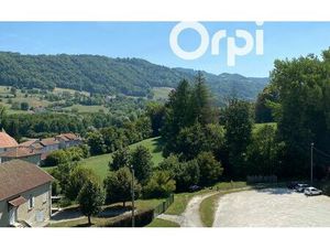 Location appartement  75.13 m² T-4 à Saint-Geoire-en-Valdaine  1 200 €