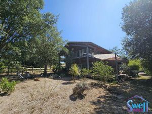 Au calme  maison d'architecte T4 de 122m² sur beau jardin natur