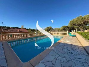 Exclusivité - A vendre - Rare sur parcelle de 1700 m² - Deux maisons indépendantes.