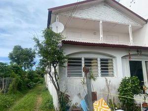 Vente immeuble 178 m² à Saint Andre (97440)  380 000 €