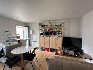 Location meublée appartement 2 pièces 25 m² à Douvres-la-Délivrande (14440)  586 €