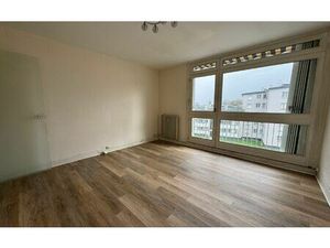 Location appartement  m² T-1 à La Chapelle-Saint-Mesmin  440 €