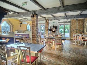 Maison Bourret 7 pièce(s) 450 m2