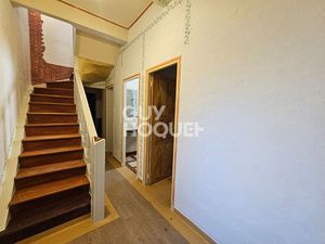 Maison de Village T5 avec Cour et Garage à Coursan - 113 m²