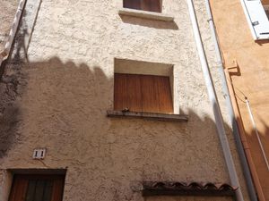 EXCLUSIVITE MAISON DE VILLAGE A RENOVER