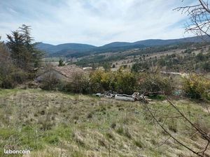 Terrain 600 m² Trigance