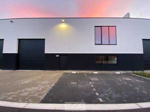 Entrepôt neuf de 306 m² à vendre à Heist-op-den-Berg