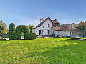 Charmante maison rénovée - large potentiel sise sur ±35 ares