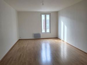 Appartement 5 pièces rénové plein centre Luçon