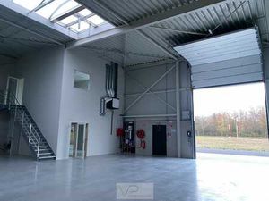 Entrepôt neuf de 306 m² à louer à Heist-op-den-Berg
